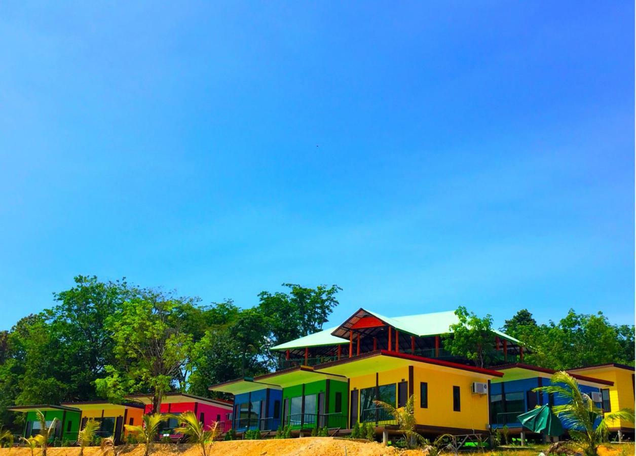 Hotel T-House@Siray Phuket Esterno foto