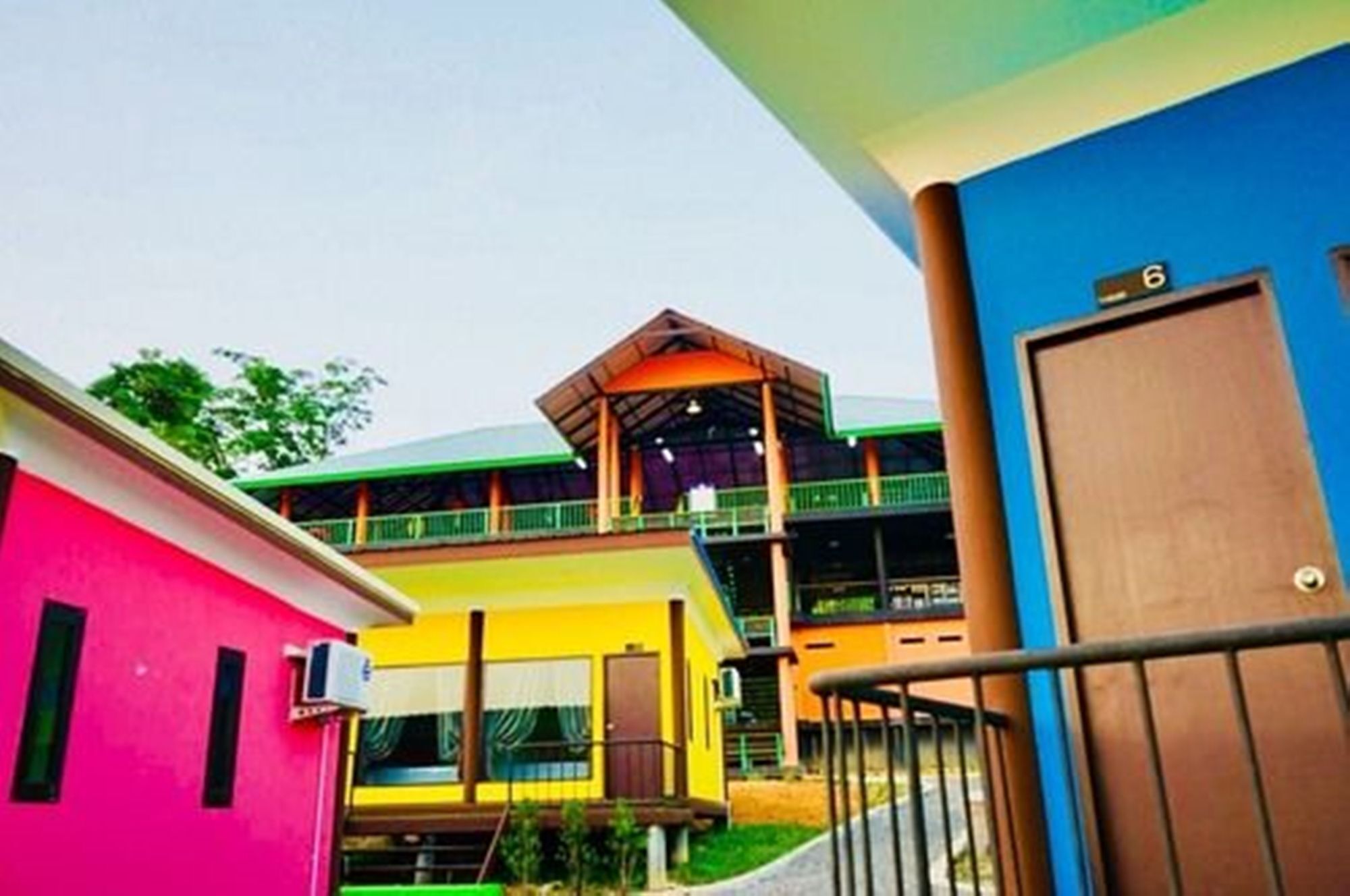 Hotel T-House@Siray Phuket Esterno foto